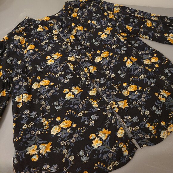 American Eagle Blouse - XS Navy Blue Floral - Picture 7 of 13